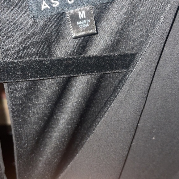 Black romper size medium. Worn once - Picture 3 of 5